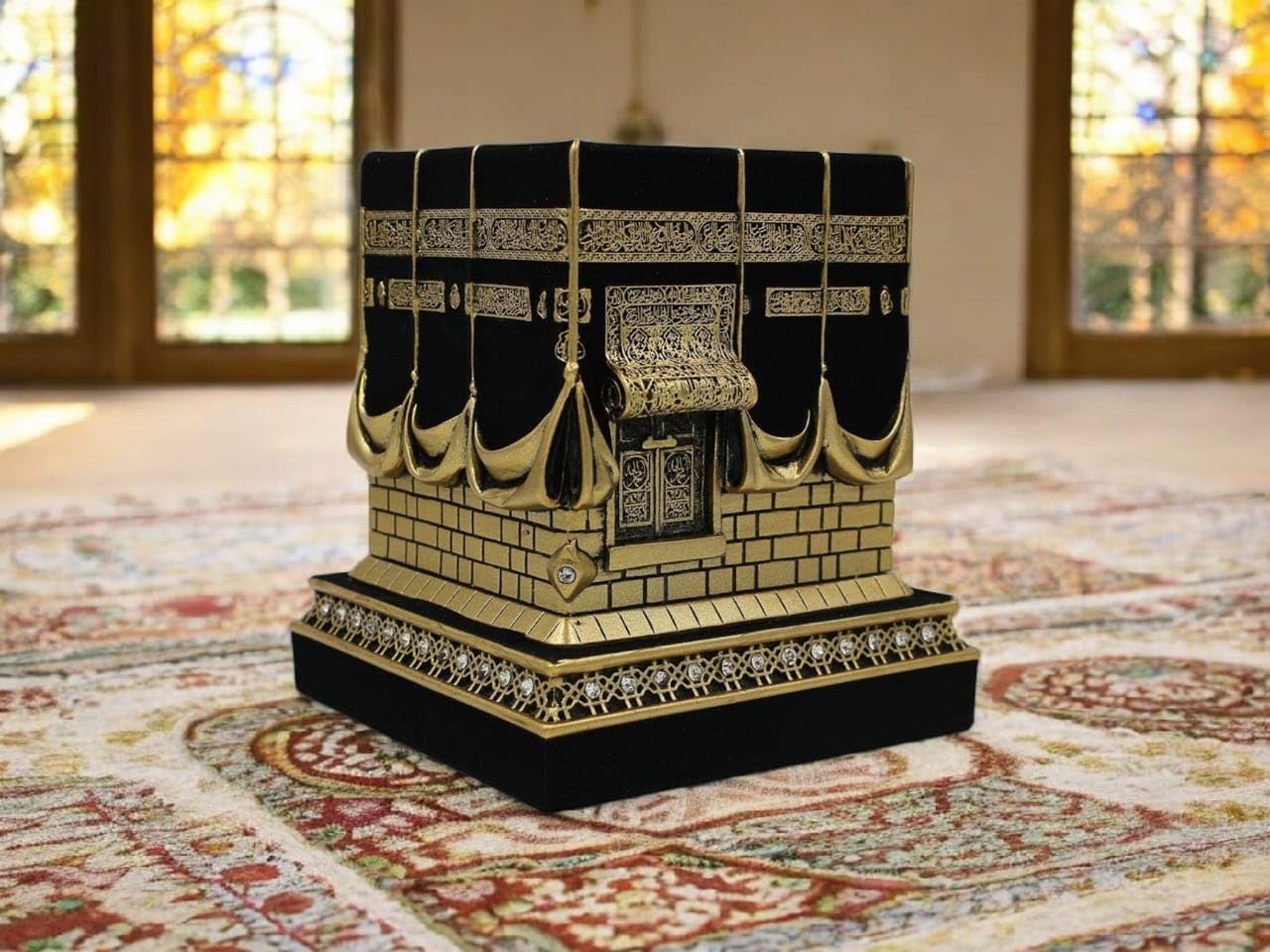 Kaaba Sharif Showpiece – Islamic Decorative Model of Makkah Madina | Muslim Gift for Home, Office, Mosque Decor | Symbol of Peace & Unity